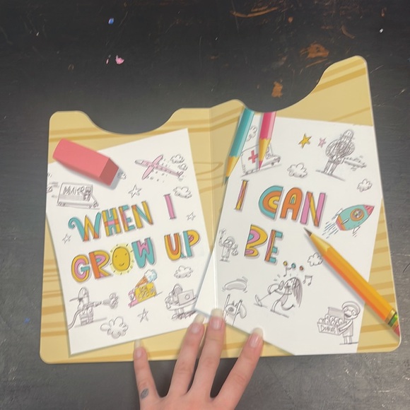 When I Grow Up cardboard children’s book - Picture 10 of 15